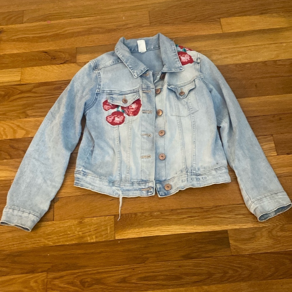 &Denim Girls Blue Denim Jacket With Flower Detailing Size 9-10Y